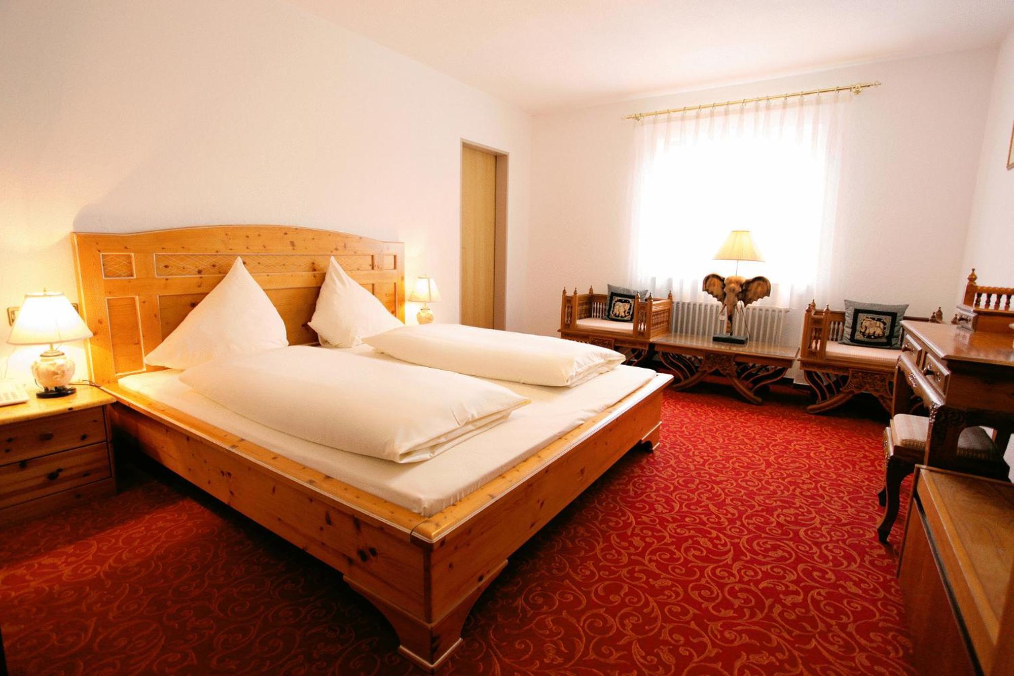 Hotel Pfauen 움커크 외부 사진